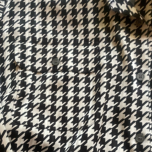 Jones New York (22W Plus) Stretch Black & White Houndstooth Collared Shirt - Picture 4 of 9